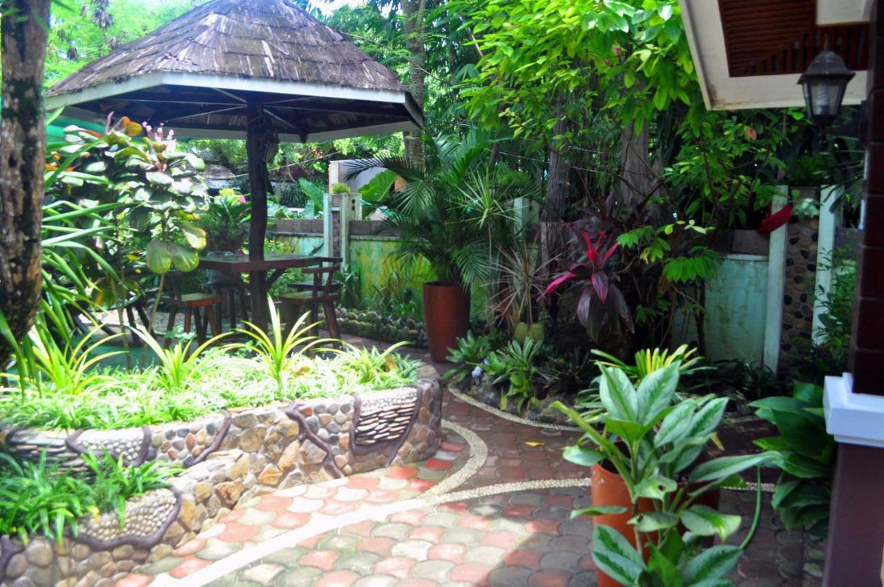 Peak House Garden Pension Эль-Нидо Экстерьер фото
