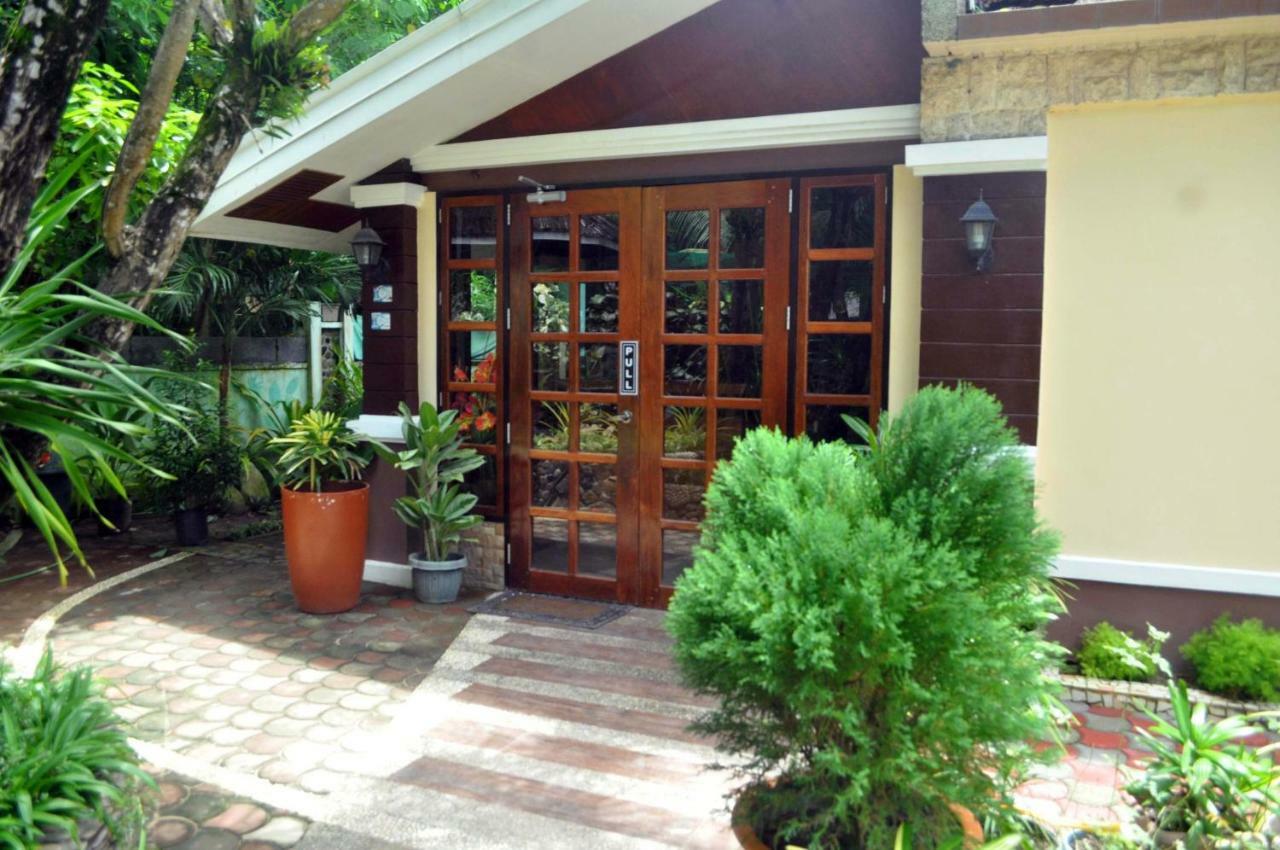 Peak House Garden Pension Эль-Нидо Экстерьер фото