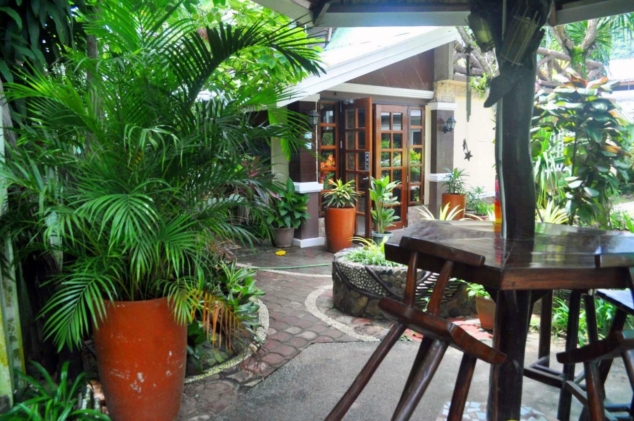 Peak House Garden Pension Эль-Нидо Экстерьер фото