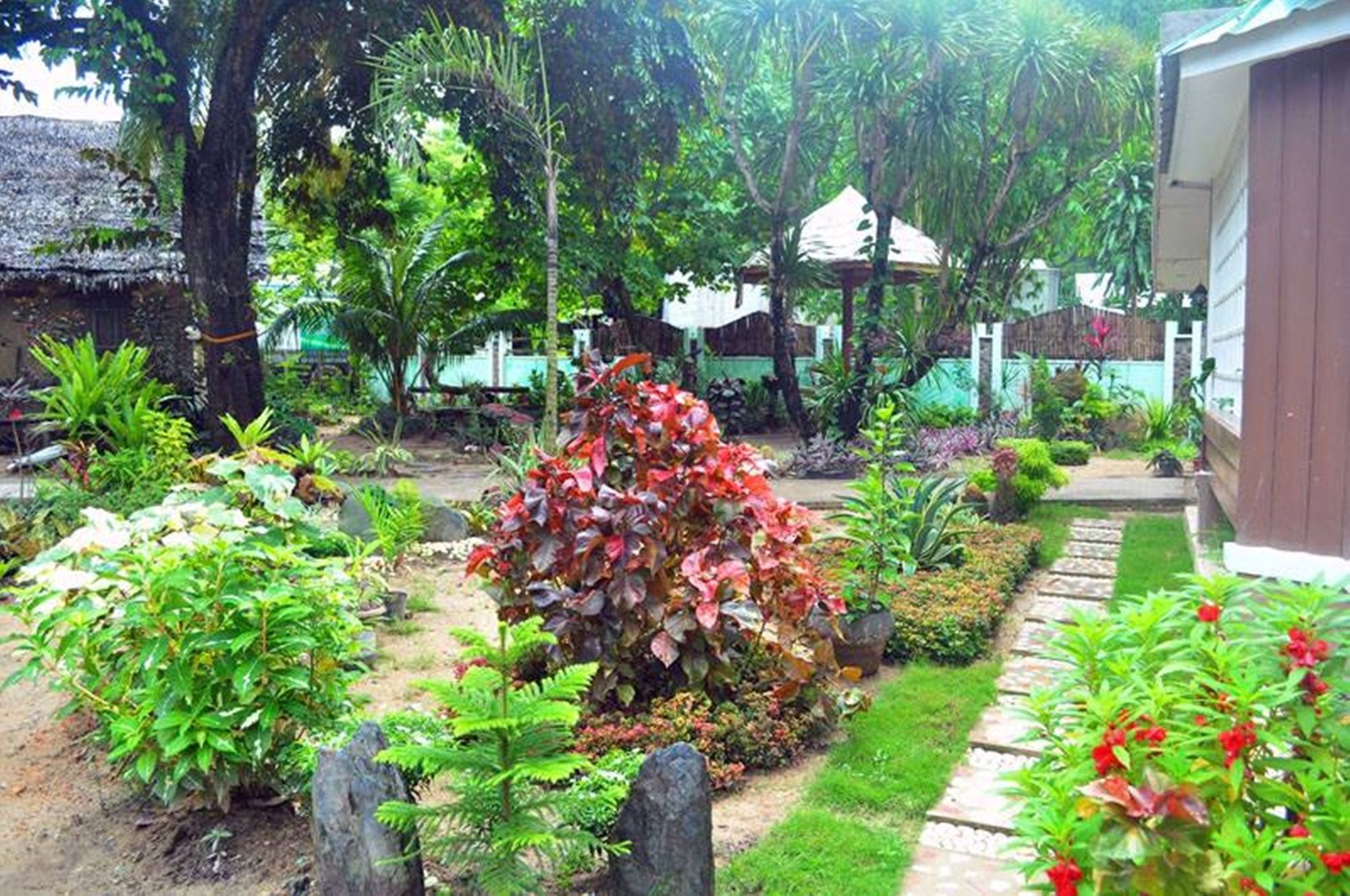Peak House Garden Pension Эль-Нидо Экстерьер фото